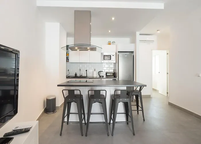 Appartement In Center *